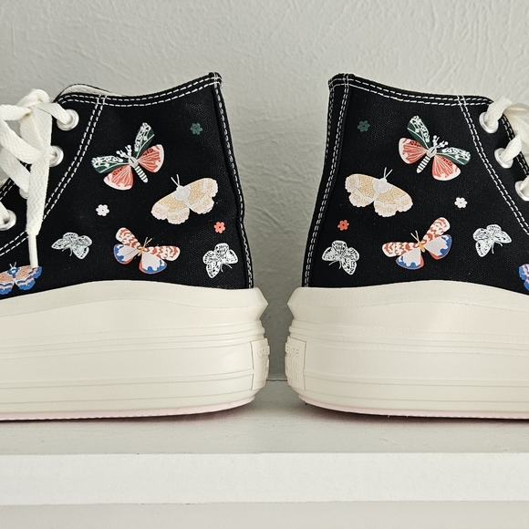 NWOT Converse Chuck Taylor All Star Move Butterfly Hi-Tops - Picture 3 of 8